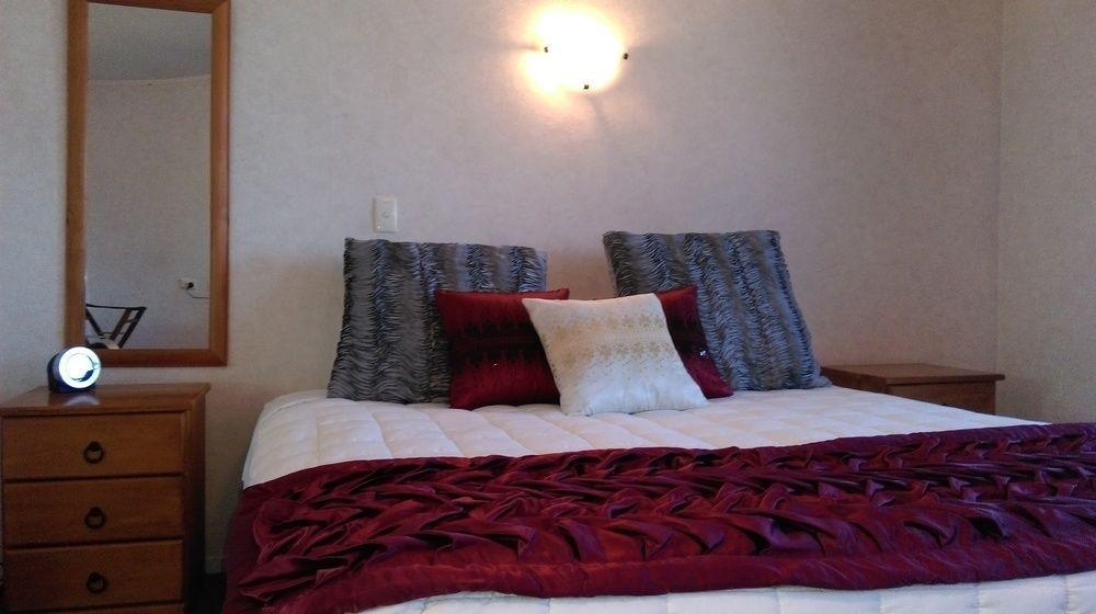 Boundary Court Motor Inn Hamilton Bagian luar foto