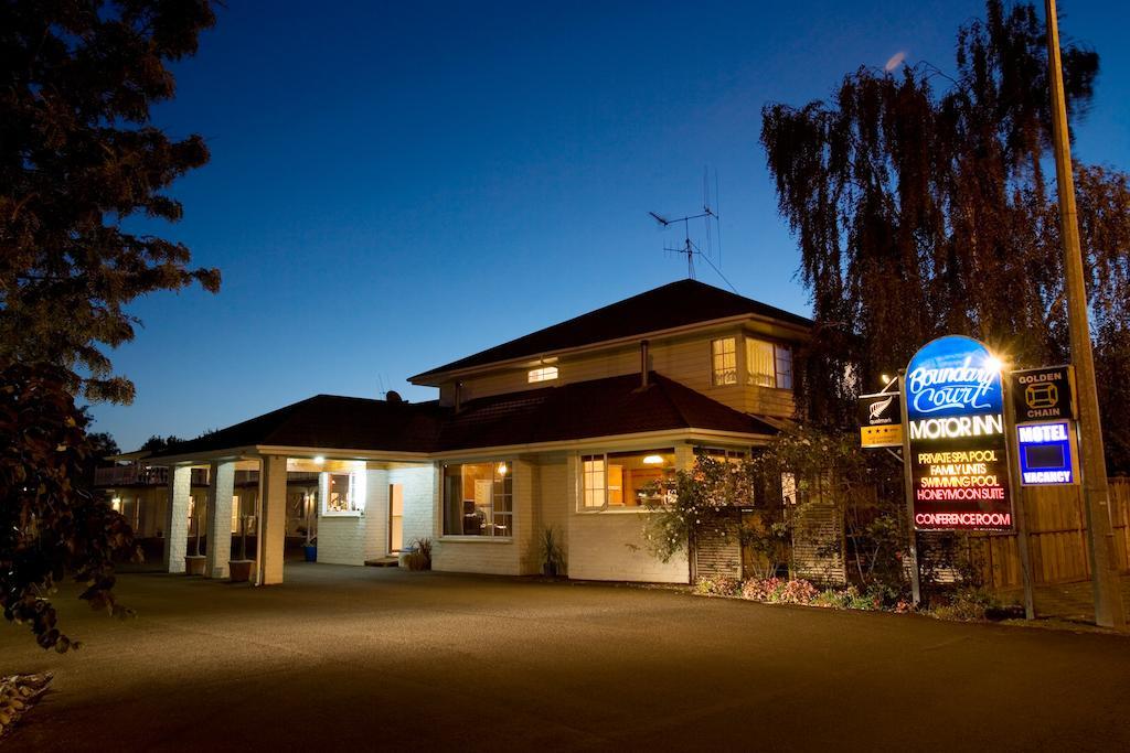 Boundary Court Motor Inn Hamilton Bagian luar foto