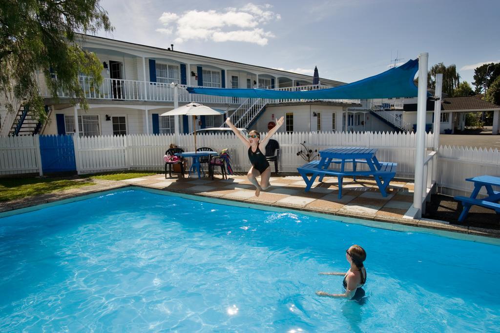 Boundary Court Motor Inn Hamilton Bagian luar foto