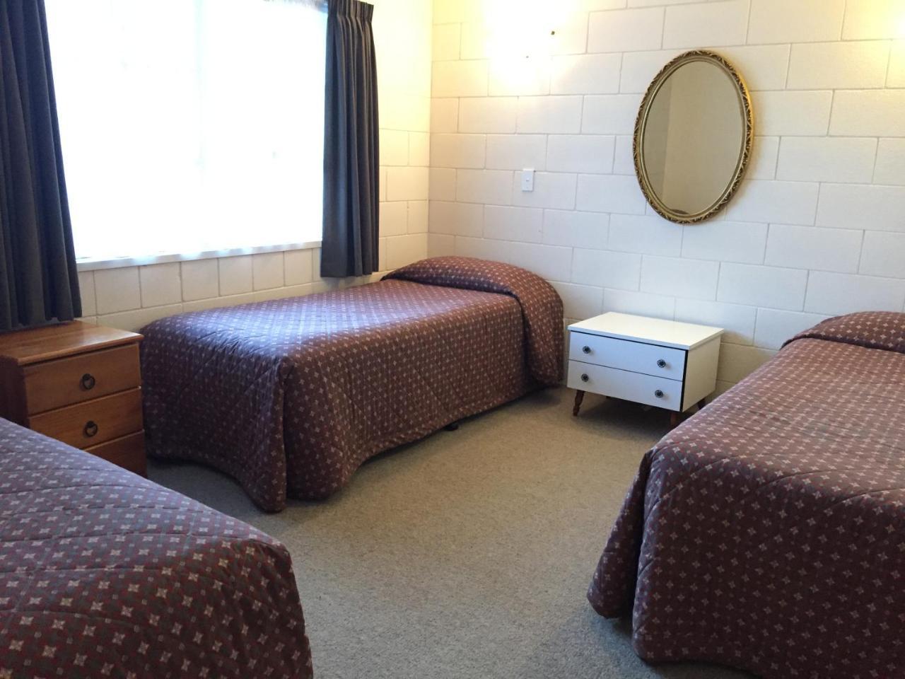 Boundary Court Motor Inn Hamilton Bagian luar foto