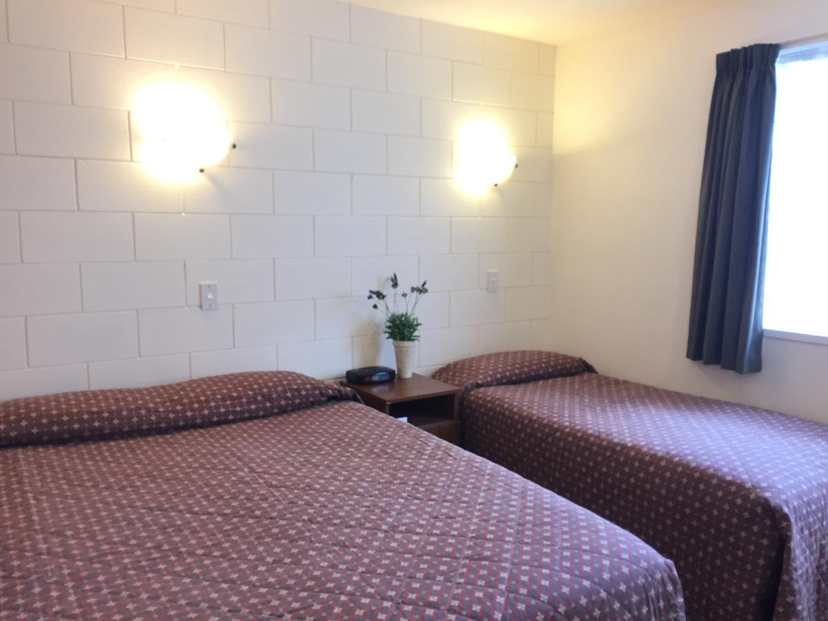 Boundary Court Motor Inn Hamilton Bagian luar foto