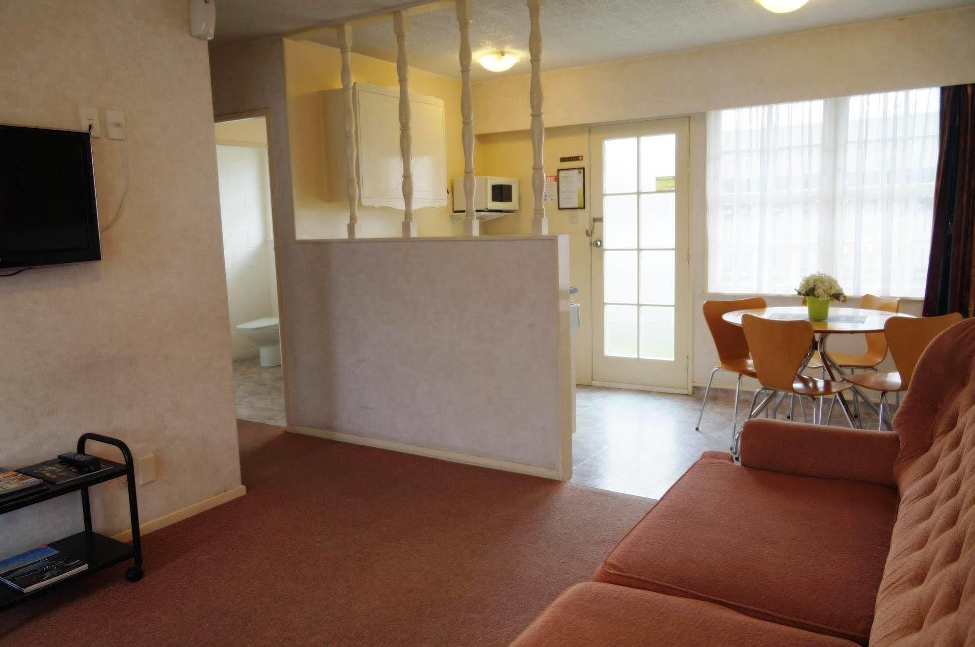 Boundary Court Motor Inn Hamilton Bagian luar foto