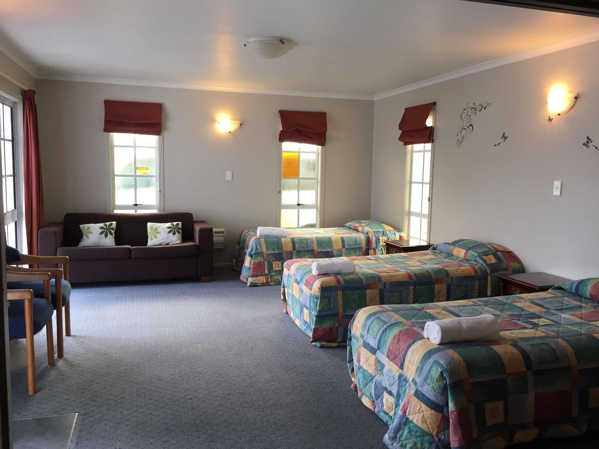Boundary Court Motor Inn Hamilton Bagian luar foto