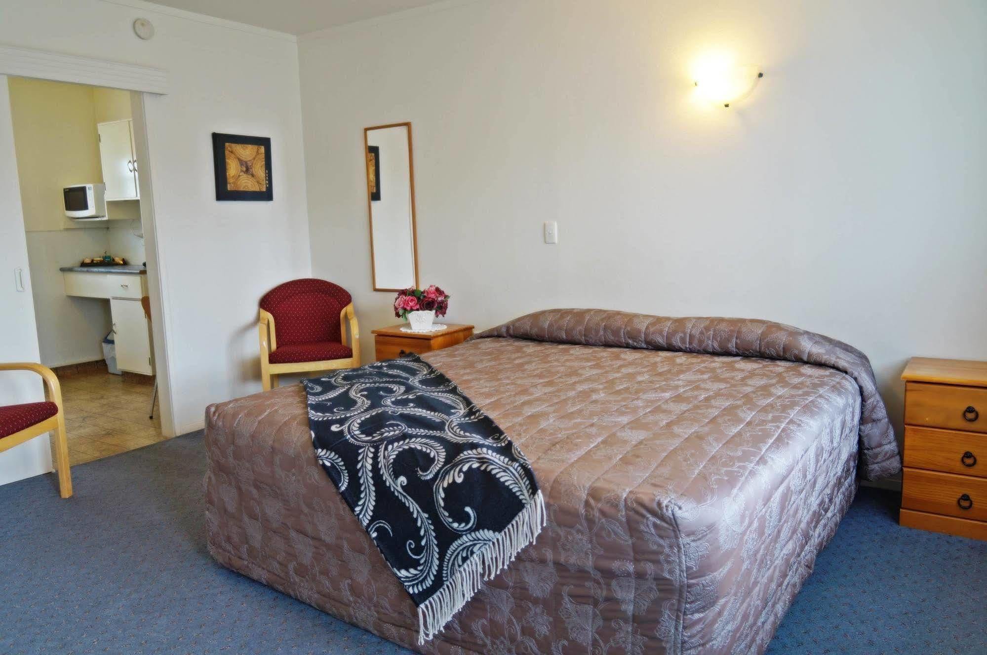 Boundary Court Motor Inn Hamilton Bagian luar foto